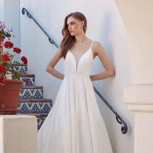 New Off White Long A-Line Bridal Dress w/ Plunging Neck & Zip Back JT2603CW